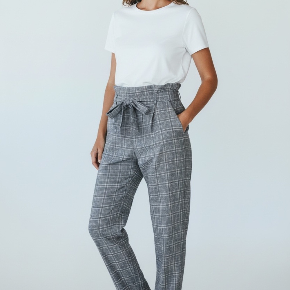 American‎ Eagle Outfitters Women's Gray Checkered Trousers
